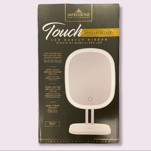 Impressions Vanity Touch Highlight makeup mirror